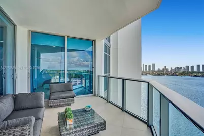 [Address not provided], North Miami Beach, FL 33160 - Photo 7