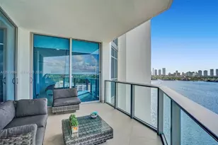 [Address not provided], North Miami Beach, FL 33160 - Photo 7
