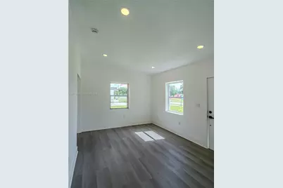 16400 NW 23rd Ct, Miami Gardens, FL 33054 - Photo 25