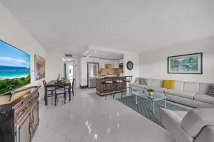 4008 Berkshire A, Deerfield Beach, FL 33442 - Photo 3