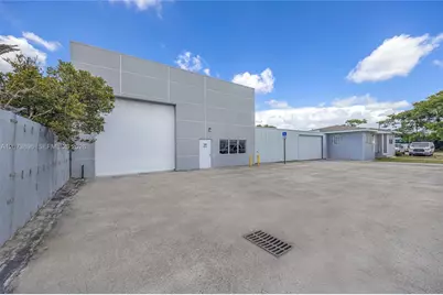 7601 NW 6th Ct, Miami, FL 33150 - Photo 3