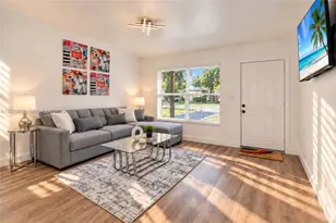 510 N 24th Ave, Hollywood, FL 33020 - Photo 13