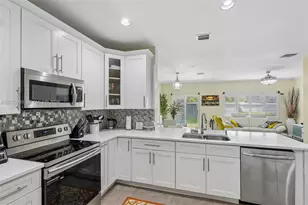 13215 NW 7th Dr, Plantation, FL 33325 - Photo 7