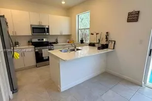 28933 SW 162nd Ct, Homestead, FL 33033 - Photo 3