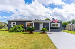 1430 NE 11th St, Homestead, FL 33033 - Photo 1