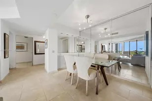 3610 Yacht Club Dr, Aventura, FL 33180 - Photo 27