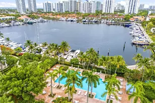 3610 Yacht Club Dr, Aventura, FL 33180 - Photo 57