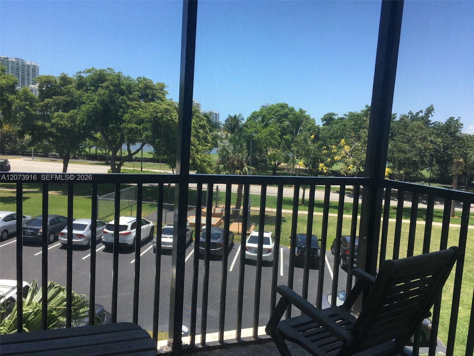 3475 N Country Club Dr #309 - 3475 N Country Club Dr #309, Aventura, FL 33180 Luxury Property | Jose Angel Pina
