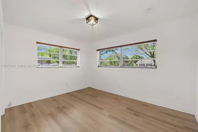 8261 SW 142nd St, Palmetto Bay, FL 33158 - Photo 25