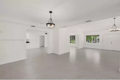 8261 SW 142nd St, Palmetto Bay, FL 33158 - Photo 13