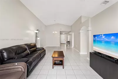 15840 SW 85th St, Miami, FL 33193 - Photo 9
