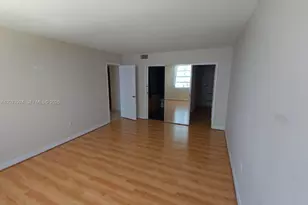 2780 NE 183rd St, Aventura, FL 33160 - Photo 3