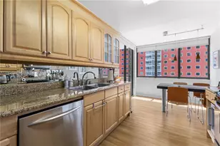 1581 Brickell Ave, Miami, FL 33129 - Photo 13