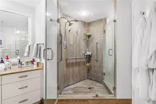 1581 Brickell Ave, Miami, FL 33129 - Photo 21