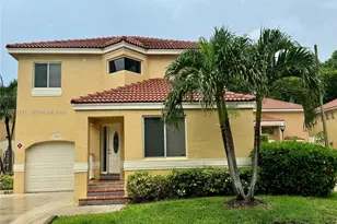 11201 Lakeview Dr, Coral Springs, FL 33071 - Photo 1