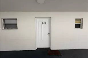 4205 N University Dr, Sunrise, FL 33351 - Photo 19