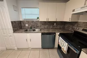 4205 N University Dr, Sunrise, FL 33351 - Photo 7