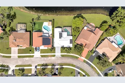 2140 SW 97th Ln, Davie, FL 33324 - Photo 51