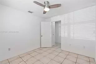 11259 NW 88th Ave, Hialeah Gardens, FL 33018 - Photo 11