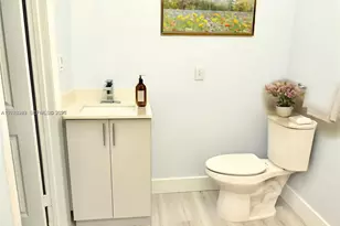 747 NW 5th Ct, Hallandale Beach, FL 33009 - Photo 9