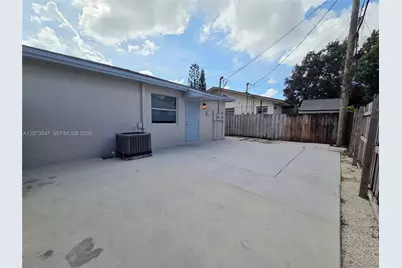 242 NW 51st Ave #0, Miami, FL 33126 - Photo 15