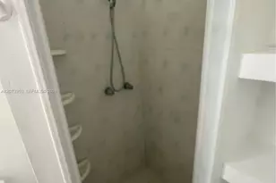 1520 NE 13th St, Homestead, FL 33033 - Photo 9