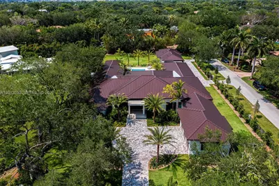 10860 SW 67th Ct, Pinecrest, FL 33156 - Photo 35
