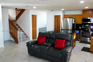 1308 SW 181st Ave, Pembroke Pines, FL 33029 - Photo 9