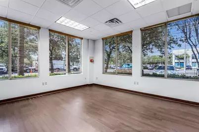 [Address not provided], Pembroke Pines, FL 33028 - Photo 19