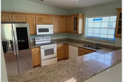 6517 Las Palmas Way, Port Saint Lucie, FL 34952 - Photo 17
