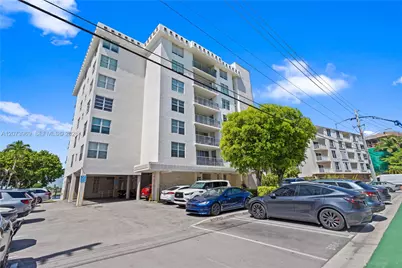 9250 W Bay Harbor Dr #2A, Bay Harbor Islands, FL 33154 - Photo 33
