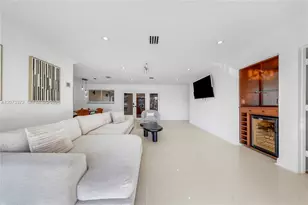 800 SE 3rd Terrace, Pompano Beach, FL 33060 - Photo 11