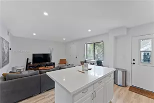 3242 Mary St, Miami, FL 33133 - Photo 5