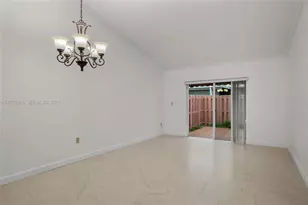 330 NW 114th Ave, Sweetwater, FL 33172 - Photo 3