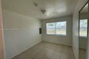 729 Caddie Pl, West Palm Beach, FL 33409 - Photo 7