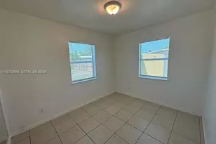 729 Caddie Pl, West Palm Beach, FL 33409 - Photo 9