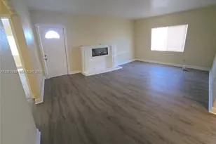 1259 NW 34th Ave, Miami, FL 33125 - Photo 3