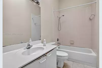 253 NE 211th Ter, Miami, FL 33179 - Photo 23