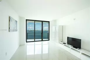 460 NE 28th St, Miami, FL 33137 - Photo 1