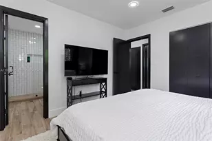 10630 NW 19th Pl, Pembroke Pines, FL 33026 - Photo 31