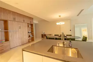 300 Biscayne Blvd Way, Miami, FL 33131 - Photo 7