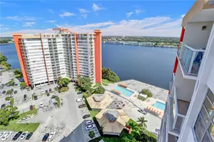 1351 NE Miami Gardens Dr, Miami, FL 33179 - Photo 9