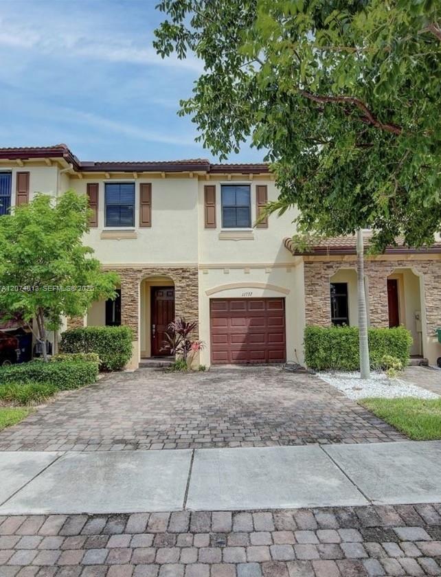 11737 SW 239th St - 11737 SW 239th St, Homestead, FL 33032 Luxury Property | Jose Angel Pina
