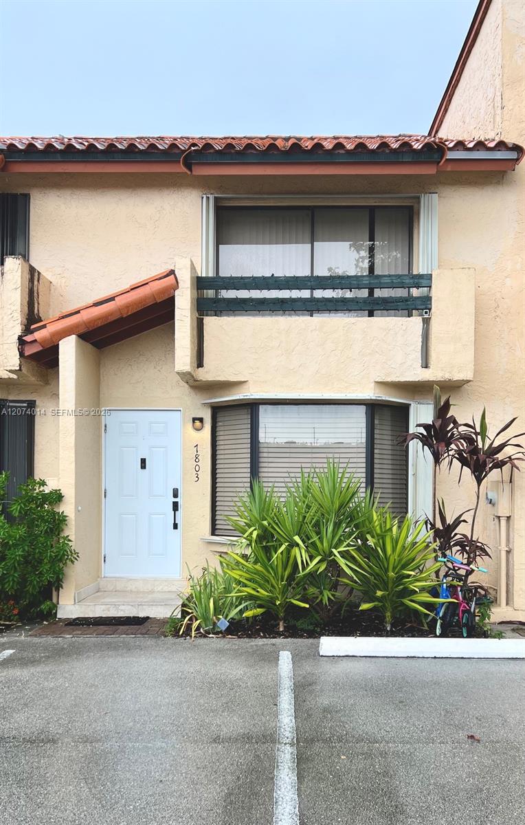 7803 SW 102nd Ln - 7803 SW 102nd Ln, Miami, FL 33156 Luxury Property | Jose Angel Pina