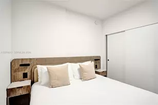 580 72nd St, Miami Beach, FL 33141 - Photo 9