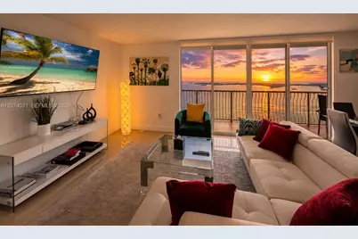 1200 Brickell Bay Dr #3701, Miami, FL 33131 - Photo 1