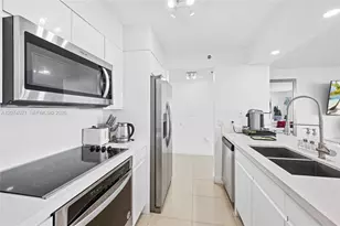 1200 Brickell Bay Dr, Miami, FL 33131 - Photo 11
