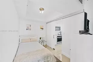 1200 Brickell Bay Dr, Miami, FL 33131 - Photo 13