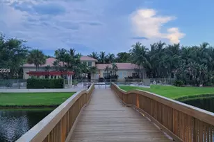 2452 Centergate Dr, Miramar, FL 33025 - Photo 29