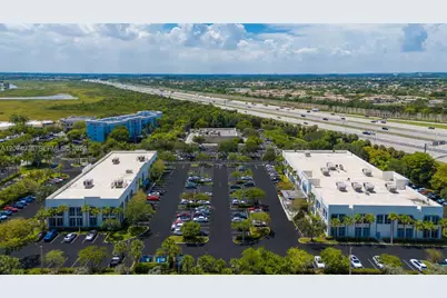 2010 NW 150th Ave #207, Pembroke Pines, FL 33028 - Photo 13
